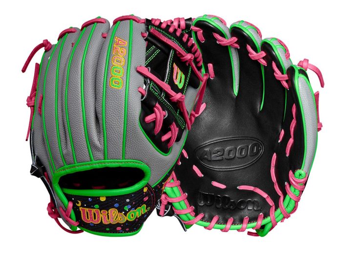 Wilson Winter 2024 A2000 1786 Super Skin 11.5" Baseball Infield Glove - THROWS RIGHT