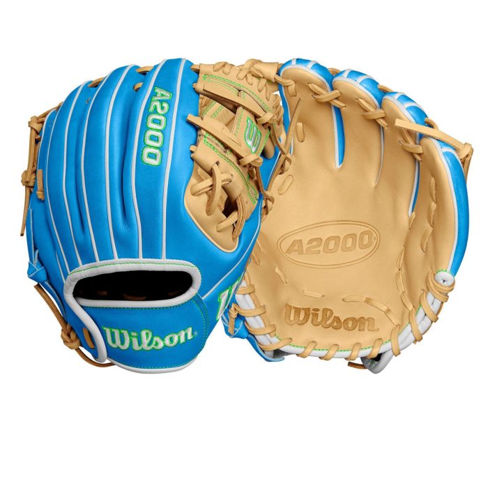 Wilson Winter 2024 A2000 PF11 Model Pedroia Fit 11" Baseball Infield Glove - THROWS RIGHT