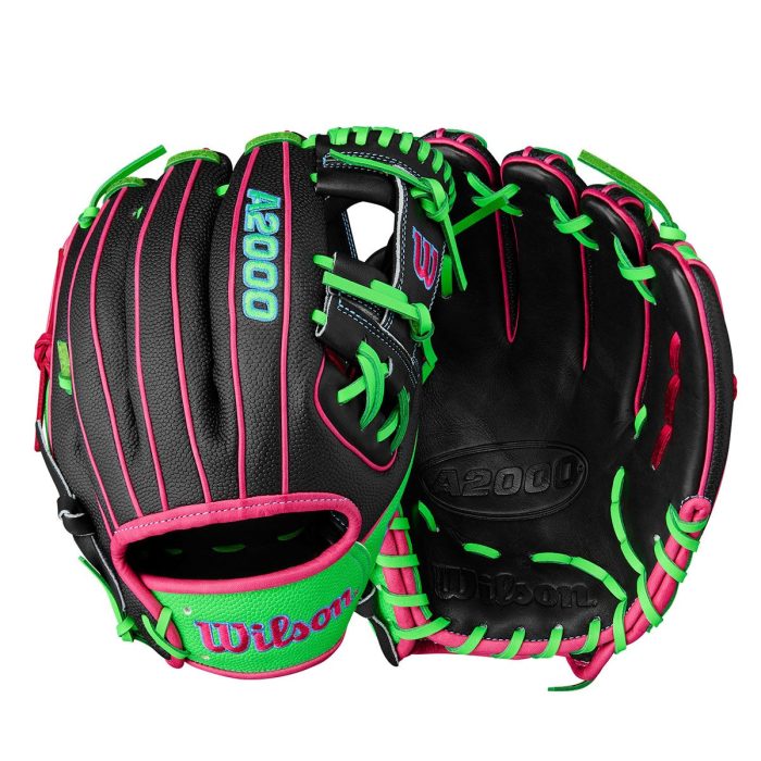 Wilson Summer 2025 A2000 1786 Model 11.5" Infield Baseball Glove - THROWS RIGHT